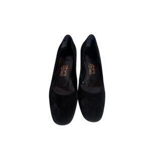 Vintage Salvatore Ferragamo Black Suede Pumps woman’s 8 1/2 B